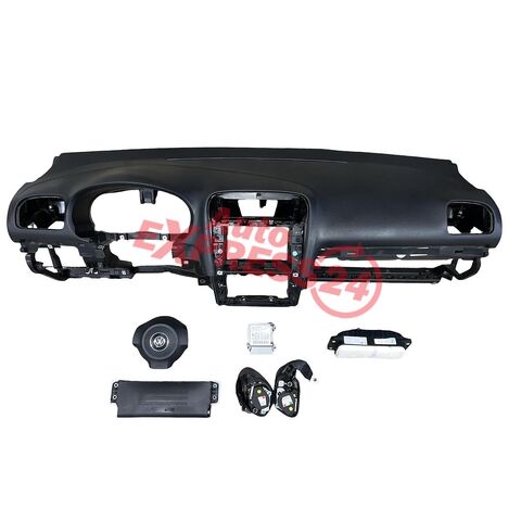 VW Golf 6 GTI hatchback r.v. 2010 černá palubní deska