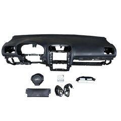 VW Golf 6 GTI hatchback r.v. 2010 černá palubní deska