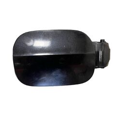 Škoda Octavia 3 kombi r.v. 2014 černá metalíza kód barvy LF9R 9910 1Z1Z víko nádrže 5E0809702