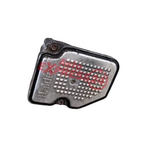 OBR907554A ‼️ poskozene uchyty na srouby, neco tam chrasti nejde to vyndat