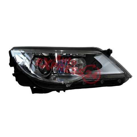 VW Tiguan 5N Sport r.v. 2008 pravé přední světlo xenon 5N1941032K jednotky 5DV009000-00 7L6941329B