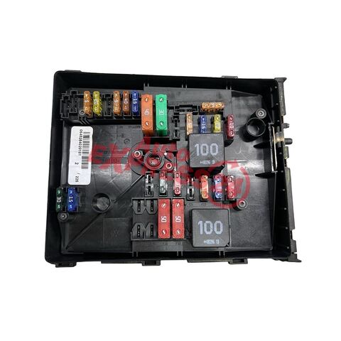 Pojistková skříň 1K0937125C