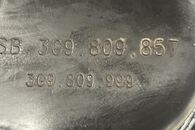 VW Passat B8 kombi r.v. 2016 bílá metalíza kód barvy LC9A víko nádrže 3G9809857