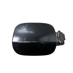 Audi Q5 8R S-Line r.v. 2010 černá metalíza kód barvy LZ9Y víko nádrže 8R0809999B