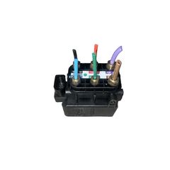 Audi A6 4G avant allroad r.v. 2013 řídící jednotka vzduchového kompresoru