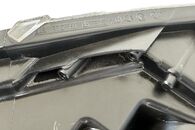 VW Golf 6 kombi r.v. 2010 černá metalíza kód barvy LC9X levé přední světlo