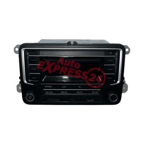 VW Caddy 4 2k r.v. 2018 navigace 7F0035153