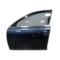 A6 C6 4F sedan r.v. 2007 šedá metalíza kód barvy LZ7R levé přední dveře 4F0831051F